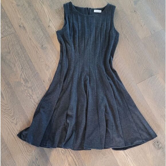 CALVIN KLEIN Sleeveless Herringbone Pleated Flare Dress 6 - Picture 2 of 10